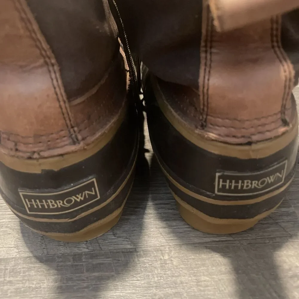 HH Brown Mens Duck Boots 10 Thinsulate Insulated Waterproof Steel Shank Winter